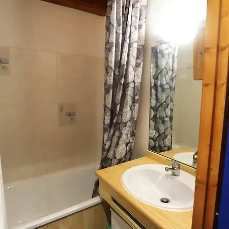 Duplex 4/5 Pers., Centre Areches-beaufort, Piscine, Proche Commerces Et Pistes - Fr-1-342-142 *